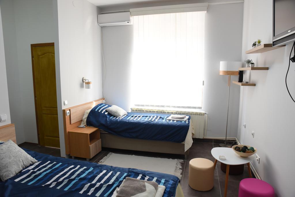 Mps Lux Apartments Ni Екстериор снимка